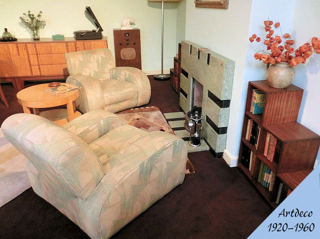 アールデコ様式のアンティーク家具の部屋